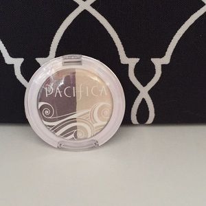 Pacifica eyeshadow duo